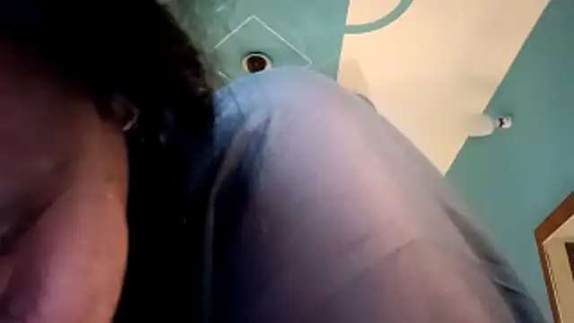 YourDesi_Laila_ live