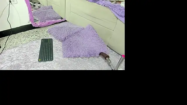 Tyra_pettite live