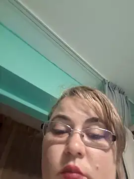 nikoleadina live