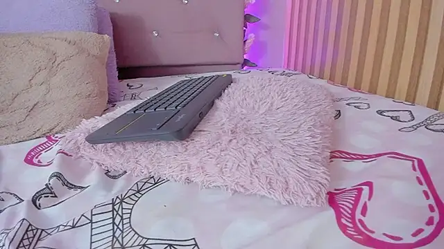 lovely__kiss__ live