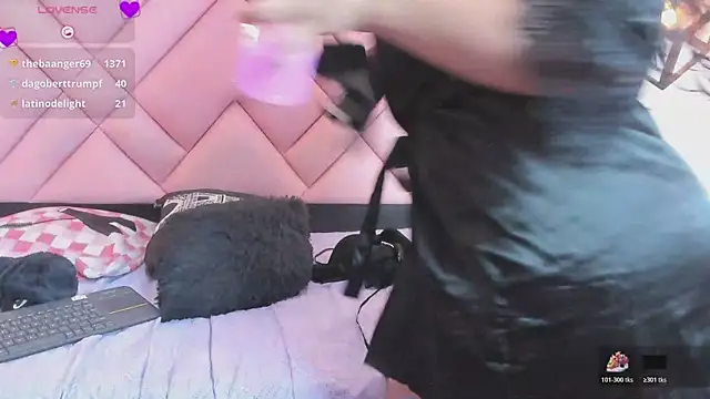 isa_cute_1 live