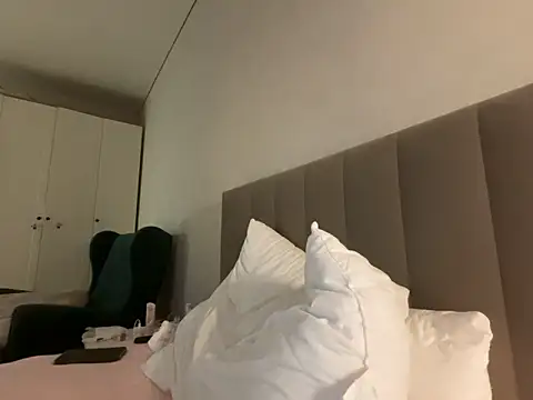 GoldenSexySky live