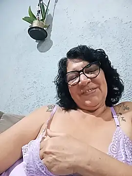Milena1000 live