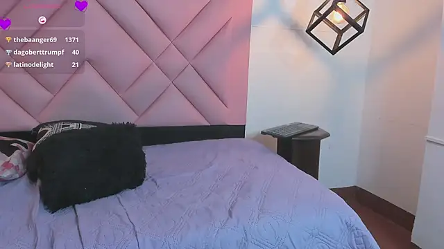 isa_cute_1 live