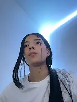 Ema_Rose_ profile
