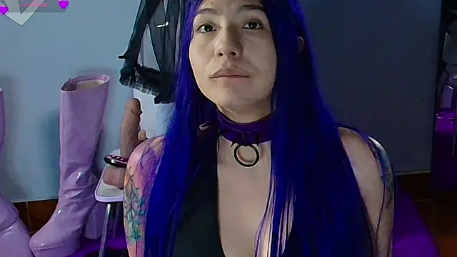 karlamoon23 live