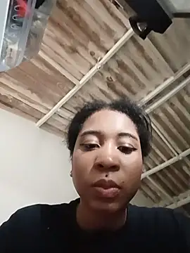 Zaira_Rose_ live