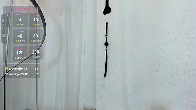 sarah_temptation live