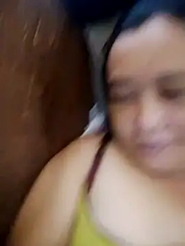 jeanyummytits live