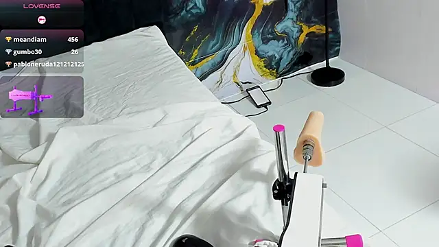 Alanna_Wild live