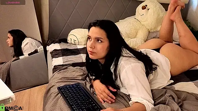 Vivien_Ross live