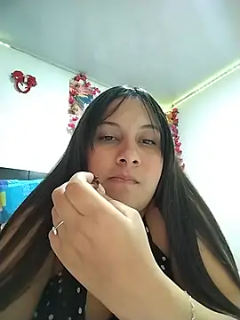esmeralda_jadees live