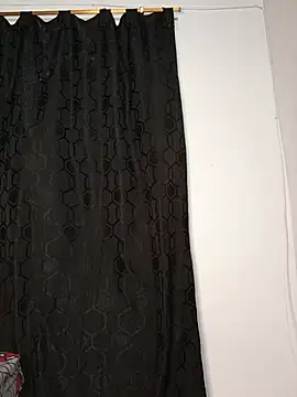 Trixie_pop live