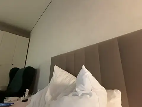 GoldenSexySky live