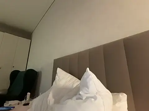 GoldenSexySky live