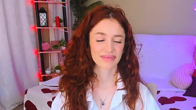 ChristinaConteeree live