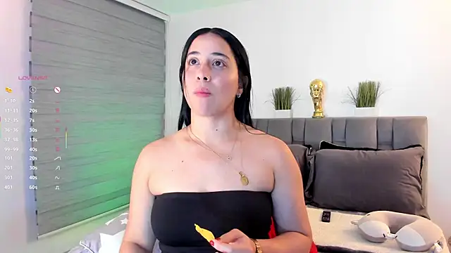 Gigi-bom live