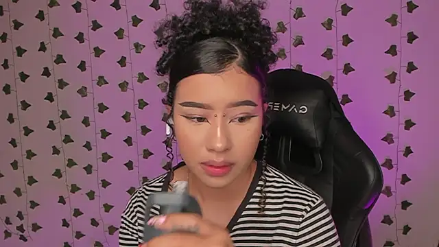 Liaaa_1 live