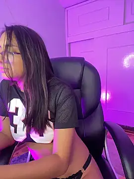 MoonLitDoll live