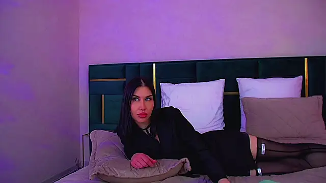 KaylaMous live