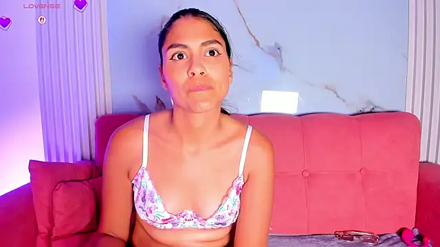LunaRossie_ live