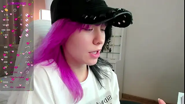 EmilyTrase live