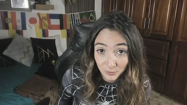 Alucarda666 live