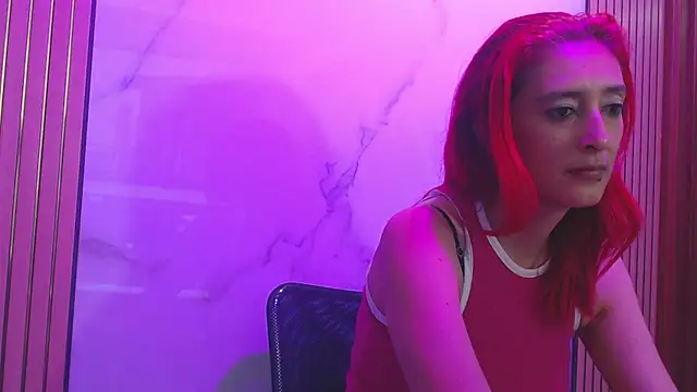 Ruby_Your_Milf live