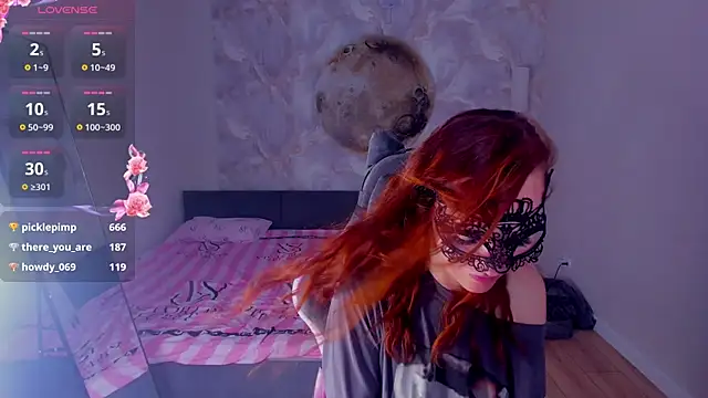 Margo_Kelly live