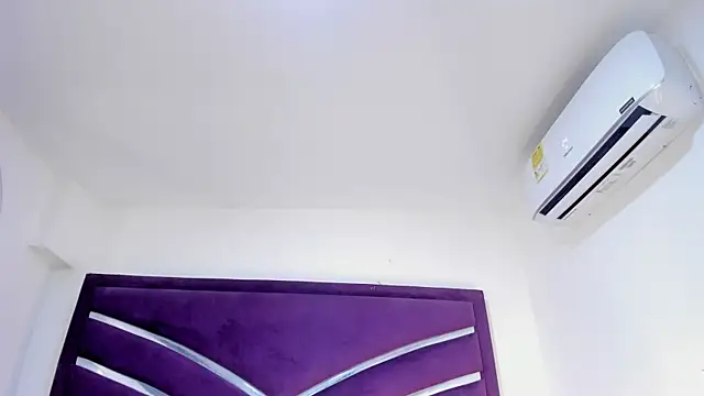 Chloe_ht live