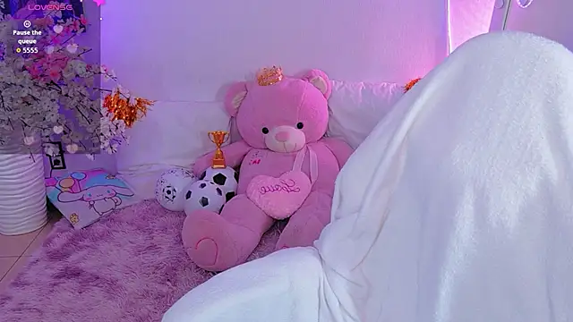 selenamils live