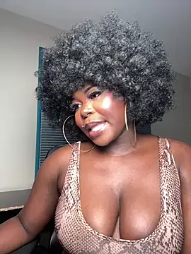 WomanNextdoor1 live