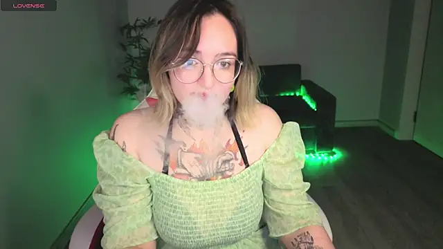 Eva_Witcher live