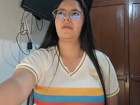 melodyi__ live