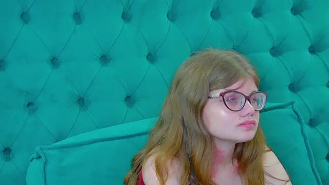 ChloeHalses live