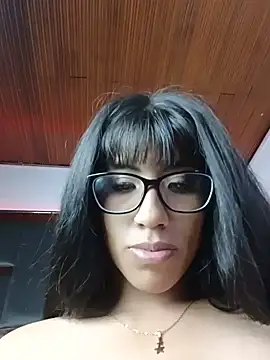 Lizethot7 live