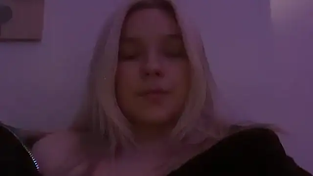 Laveliari live