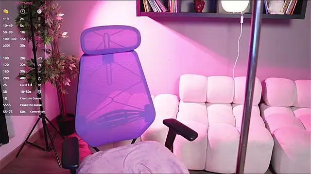 Emma_Lirys live