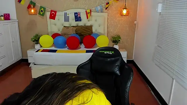 Hadley_ live