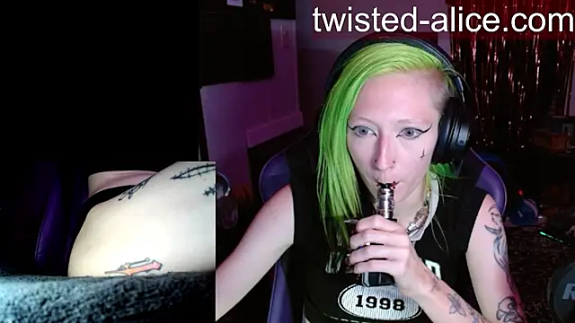 Twisted_Alice live