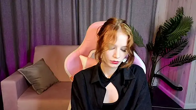 AliceJohansone live