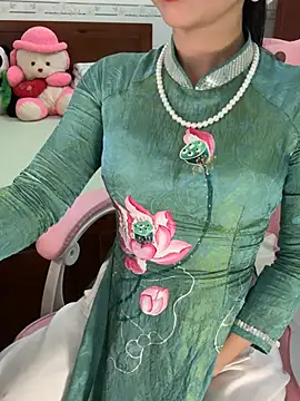 ___Erin___ live