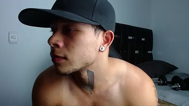 Erosscott_ live
