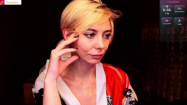 Blondice live