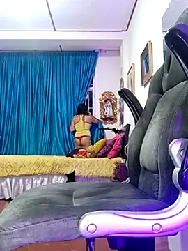 kelly_squirting live