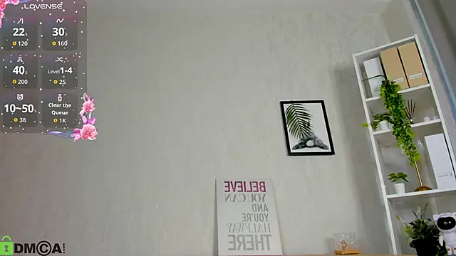 Lessi_Panic live
