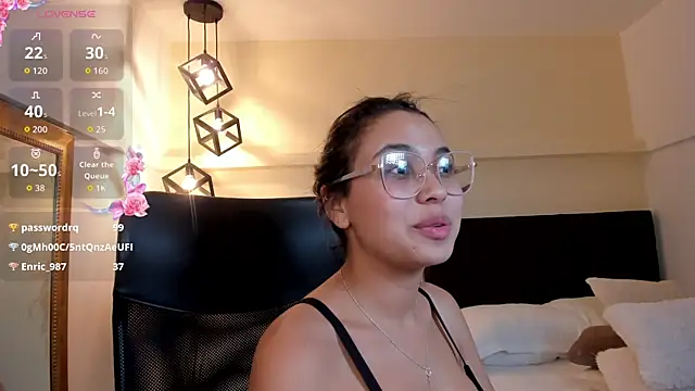 Lucia_Brown_ profile