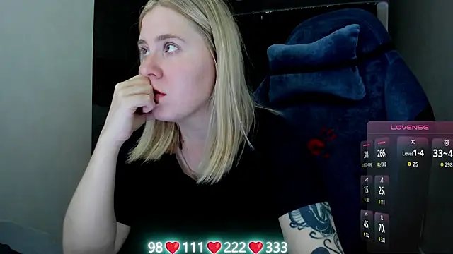 Olivia_Munk live