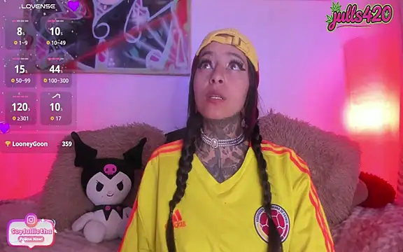 Julls420_ live
