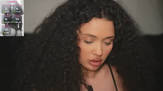 ChloeJoyce live